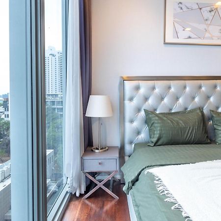 Hyde Sukhumvit 11 Branded Suites Bangkok Exterior photo